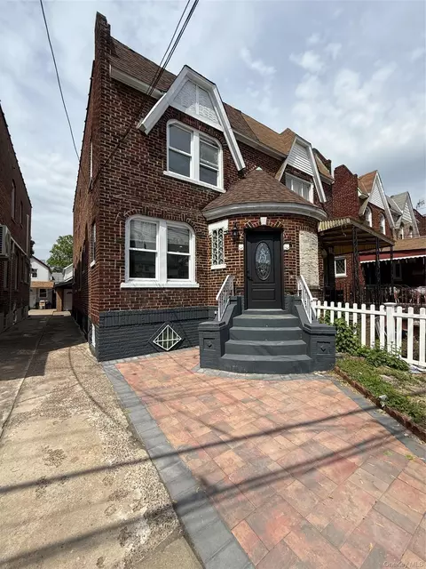 11638 Lincoln St, New York, NY 11420