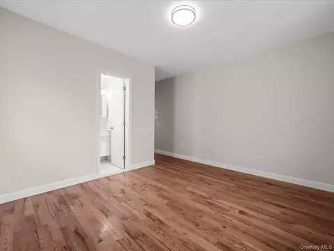 Bedroom - 14729 70th Ave, Flushing, NY 11367 photo 7 of 10