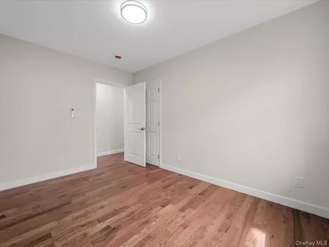 Bedroom - 14729 70th Ave, Flushing, NY 11367 photo 3 of 10