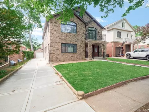 Exterior - 14729 70th Ave, Flushing, NY 11367 photo 2 of 3
