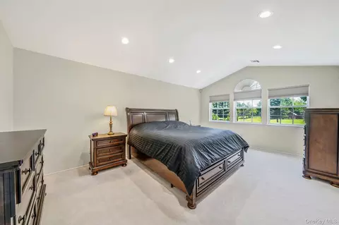 Bedroom - 15 Hamlet Dr, Commack, NY 11725 photo 1 of 3