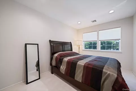 Bedroom - 15 Hamlet Dr, Commack, NY 11725 photo 3 of 3