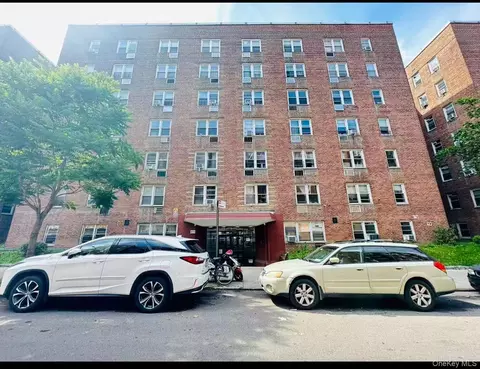140-65 Beech Ave #4H, Flushing, NY 11355 photo 2