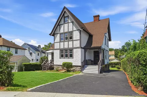 184 W Post Rd, White Plains, NY 10606