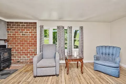 Living - 4 Jerome Dr, Patterson, NY 12563 photo 2 of 3