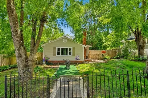 4 Jerome Dr, Patterson, NY 12563