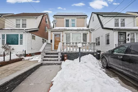 21609 115th Rd, New York, NY 11411