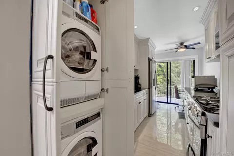 Other - 1209 E Broadway #D23, Hewlett, NY 11557 photo 4 of 4