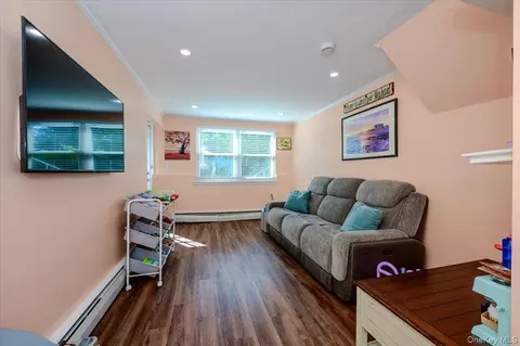 Other - 120 Sutton Dr, Plainview, NY 11803 photo 6 of 8
