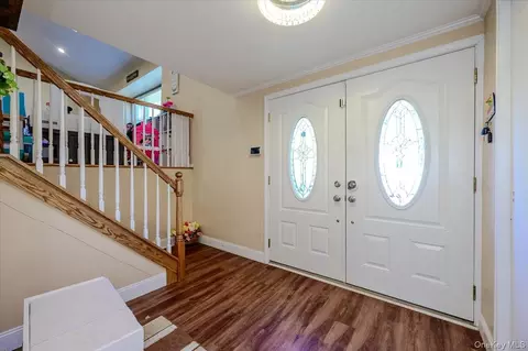 Entry Way - 120 Sutton Dr, Plainview, NY 11803 photo 1 of 2