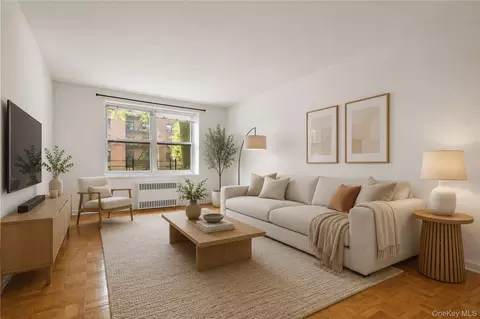 26-21 Union St #1A, Flushing, NY 11354