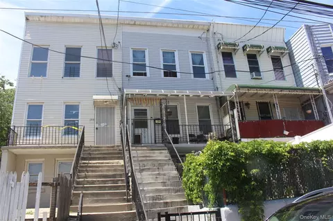 1321 Bristow St, New York, NY 10459