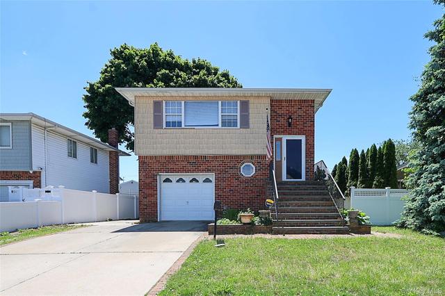 4 Patricia Ct, Bethpage, NY 11714
