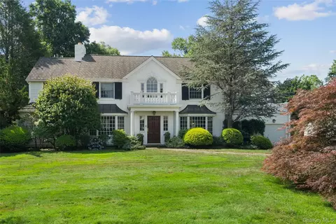 27 Bradford Rd, Scarsdale, NY 10583