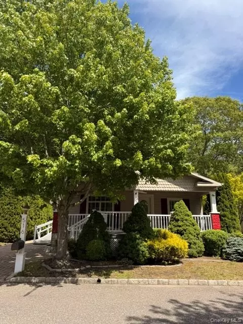 1661 Old Country Rd #516, Riverhead, NY 11901