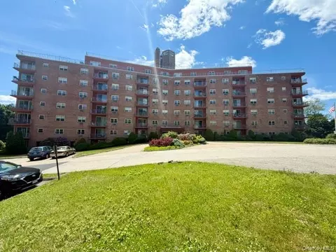 Exterior - 1 Lakeview Dr #4-0, Peekskill, NY 10566 photo 1 of 2