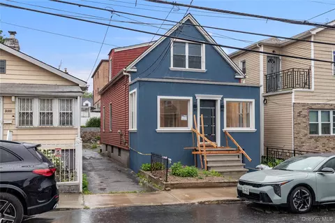 3406 Ely Ave, New York, NY 10469