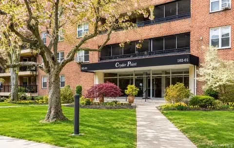 162-01 Powells Cove Blvd #2G, Whitestone, NY 11357