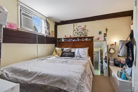Bedroom - 51 Pinesbridge Rd, New Castle, NY 10562 photo 8 of 9