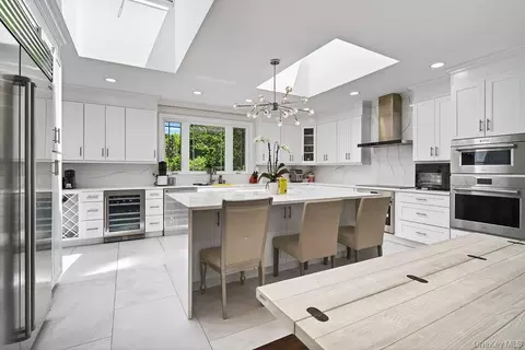 Kitchen - 51 Pinesbridge Rd, New Castle, NY 10562 photo 4 of 5
