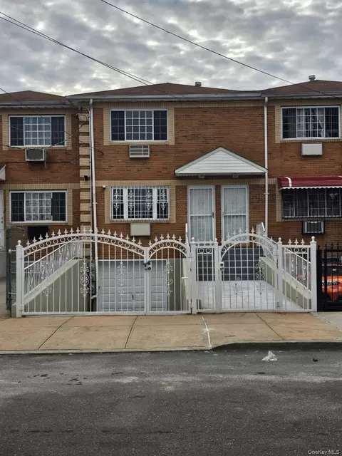 12408 94th Ave, South Richmond Hill, NY 11419
