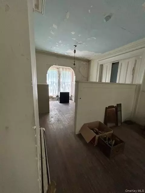 Entry Way - 237 Spring St, Ossining, NY 10562 photo 1 of 2