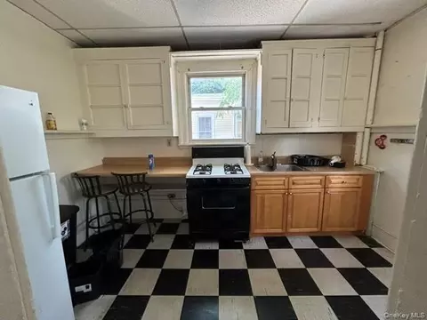 Kitchen - 237 Spring St, Ossining, NY 10562 photo 2 of 3