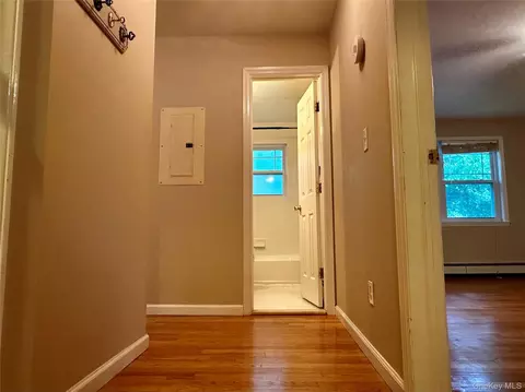 Entry Way - 249 Fairharbor Dr #249, Patchogue, NY 11772 photo 1 of 2