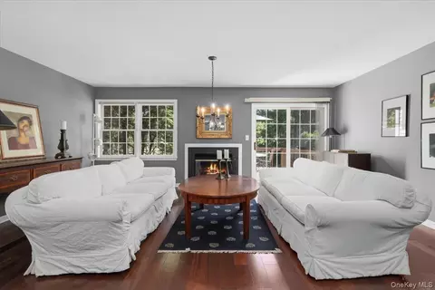 157 Jay Ct, Lewisboro, NY 10518