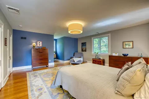 Bedroom - 12 Gaskin Rd, Poughkeepsie, NY 12601 photo 5 of 5