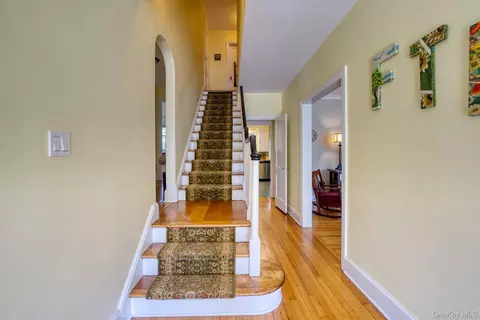 Entry Way - 12 Gaskin Rd, Poughkeepsie, NY 12601 photo 1 of 2
