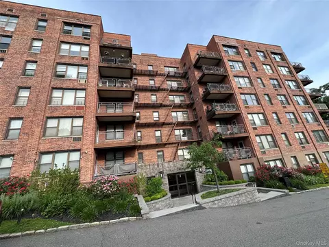 121 S Highland Ave #2K, Ossining, NY 10562