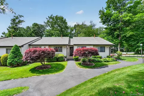 113 Village Rd #C, Yorktown, NY 10598