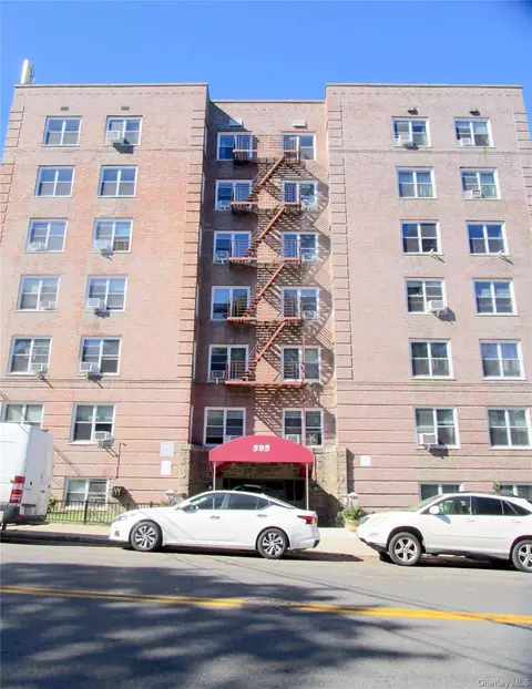 595 Mclean Ave #6B, Yonkers, NY 10705
