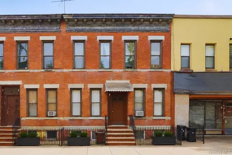 6415 Myrtle Ave, New York, NY 11385