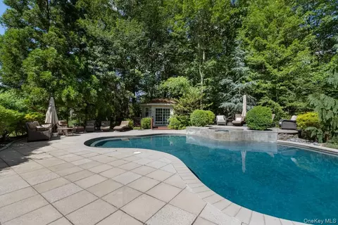 Exterior - 9 Ronwood Rd, Ramapo, NY 10977 photo 6 of 6