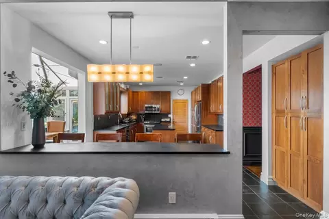 Kitchen - 9 Ronwood Rd, Ramapo, NY 10977 photo 3 of 3
