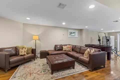 Other - 9 Ronwood Rd, Ramapo, NY 10977 photo 6 of 10
