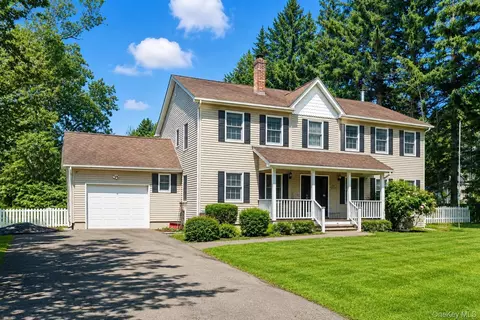 21 Mile Rd, Ramapo, NY 10901