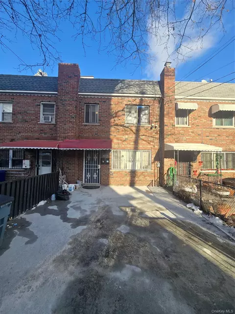 1754 Garfield St, New York, NY 10460