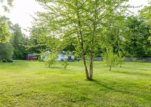Exterior - 23 Lucille Rd, Kent, NY 10512 photo 7 of 11