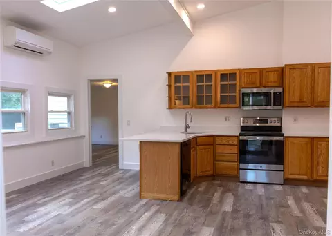 Entry Way - 23 Lucille Rd, Kent, NY 10512 photo 1 of 1