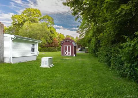 Exterior - 23 Lucille Rd, Kent, NY 10512 photo 5 of 11