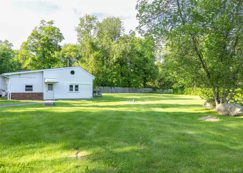 Exterior - 23 Lucille Rd, Kent, NY 10512 photo 3 of 11