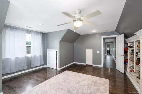 Bedroom - 8 Cedardale Loop, Wappingers Falls, NY 12590 photo 7 of 9