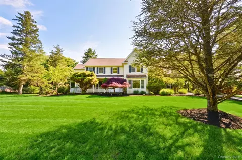 6 S Post Ln, Ramapo, NY 10952