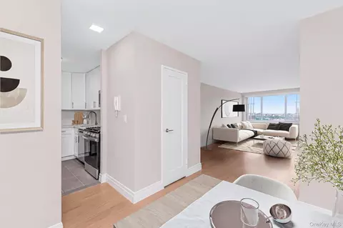 3333 Henry Hudson Pkwy #18C, New York, NY 10463