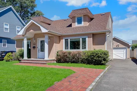 360 Westminister Rd, Cedarhurst, NY 11516