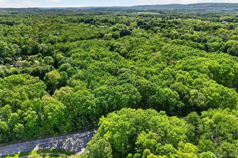 Dosen Road, Wallkill, NY 10940 photo 4