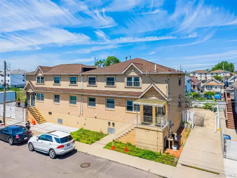 10205 Davenport Ct, Howard Beach, NY 11414